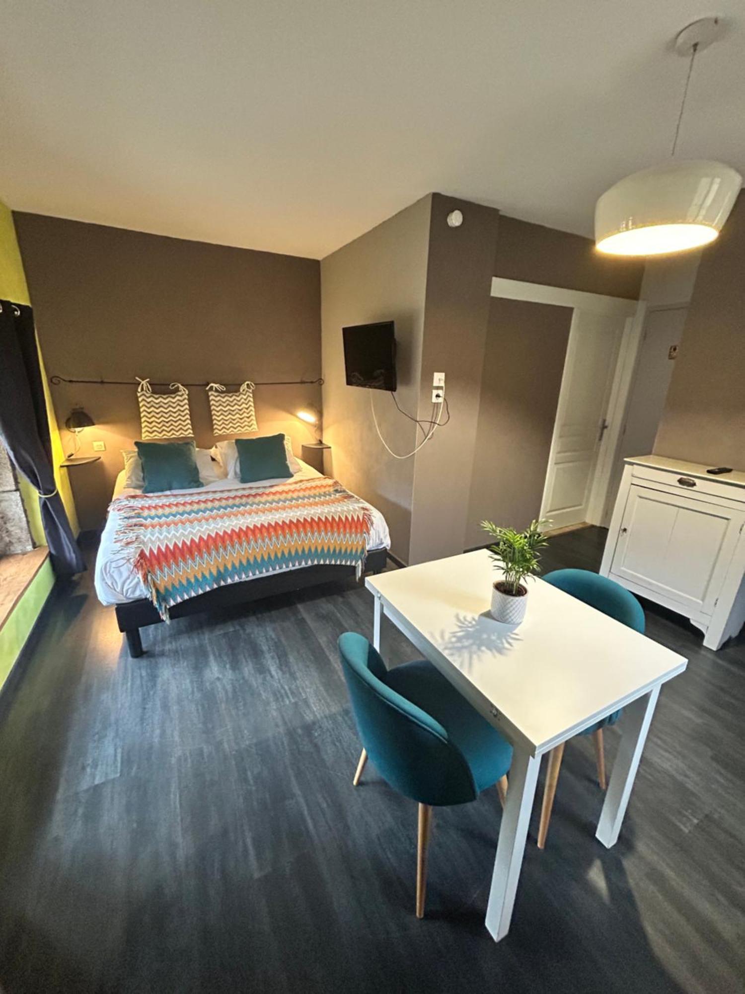 Bed and Breakfast Le D'Tour Gourmand Toulouse-le-Chateau Exteriér fotografie